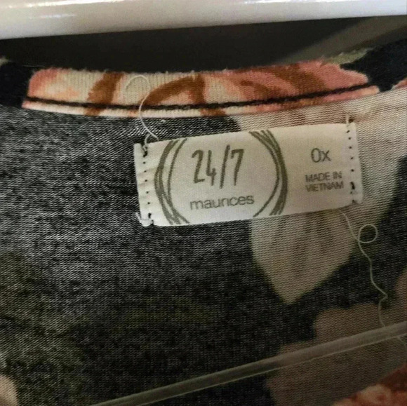 Women's twist waist knee length floral dress size 0X from Maurice 24/7 - Picture 3 of 5